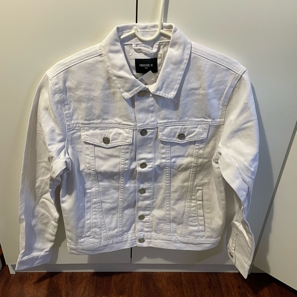 Forever 21 Men’s White Denim Jacket Sz Small - Picture 1 of 5